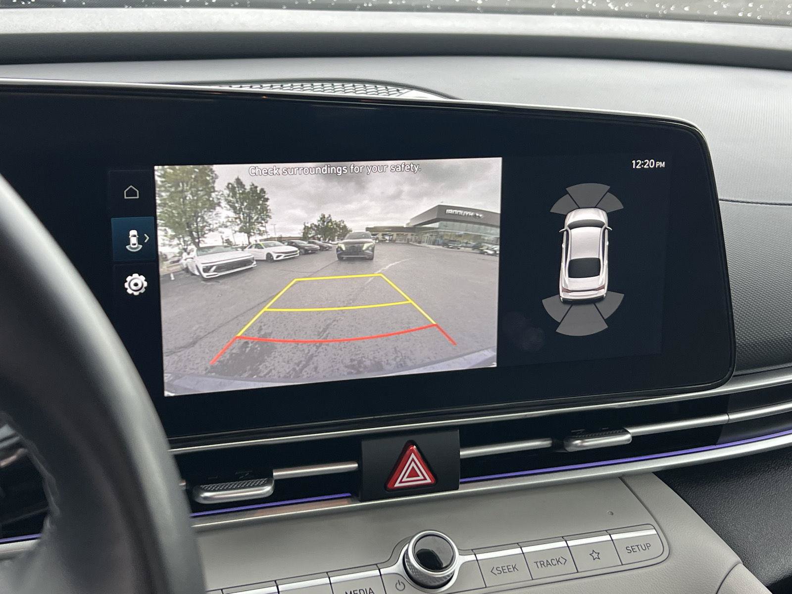 Certified 2024 Hyundai Elantra Limited FWD image 8