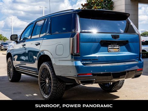 Used 2025 Cadillac Escalade Sport Platinum AWD/4WD image 7