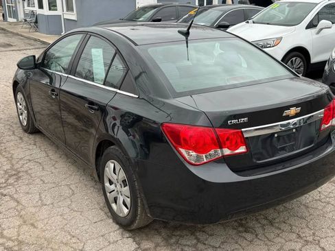 Used 2014 Chevrolet Cruze LS image 3