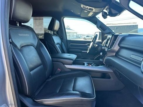 Used 2021 RAM 1500 Laramie image 9