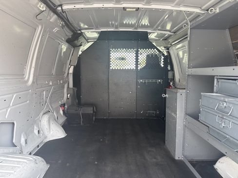 Used 2013 Ford E-150 and Econoline 150 w/ PWR Group RWD image 7