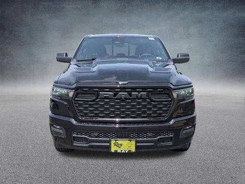New 2026 RAM 1500 Express AWD/4WD image 11