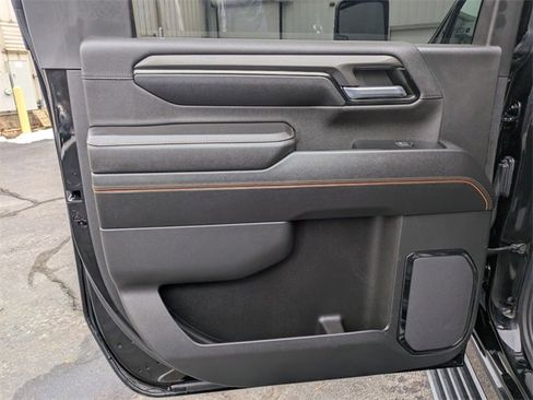 Used 2024 GMC Sierra 2500 AT4 w/ AT4 Premium Plus Package image 29