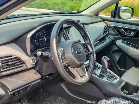 Used 2022 Subaru Outback Limited AWD/4WD image 9