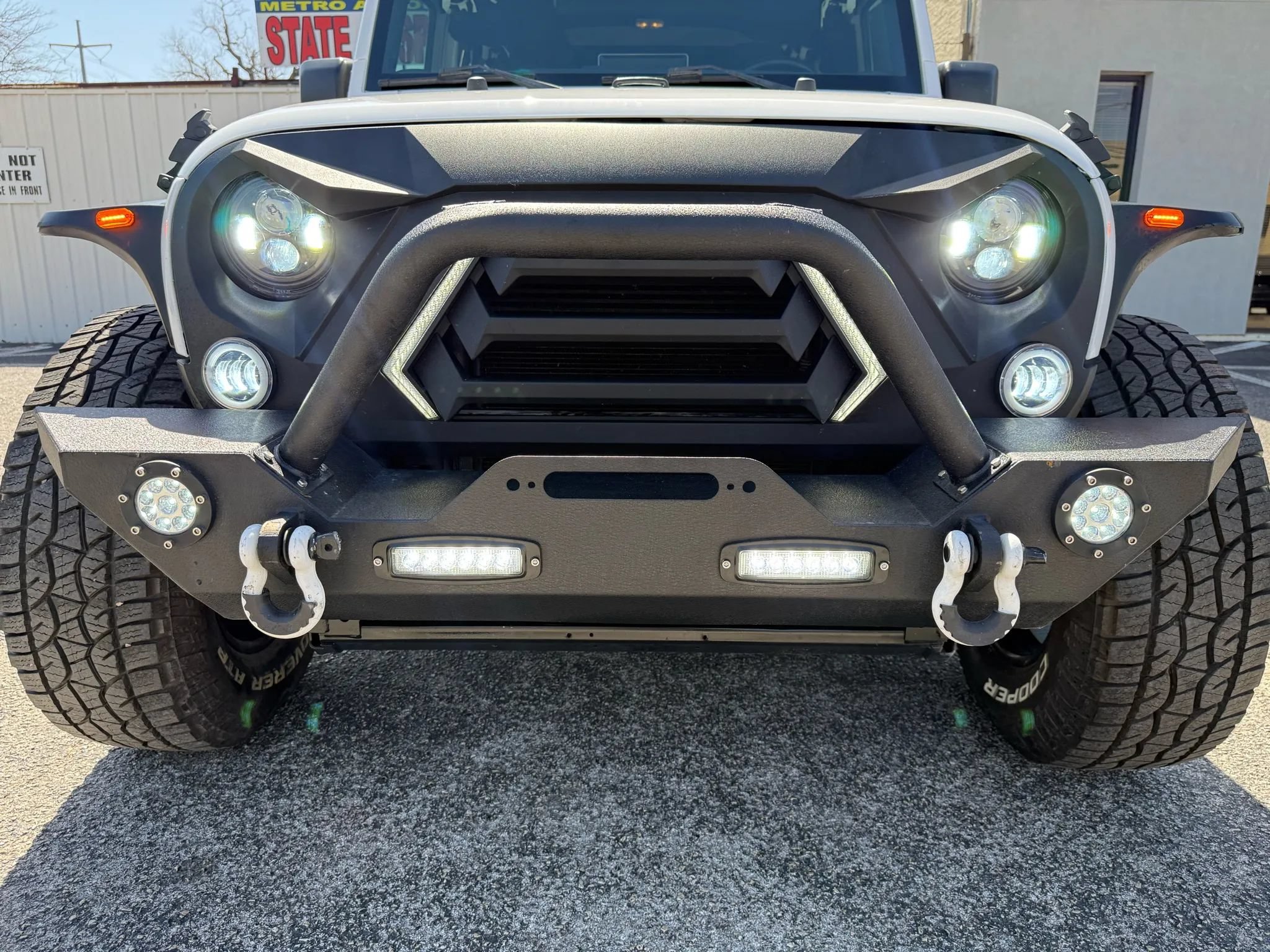 Used 2018 Jeep Wrangler Unlimited Sport S AWD/4WD image 10