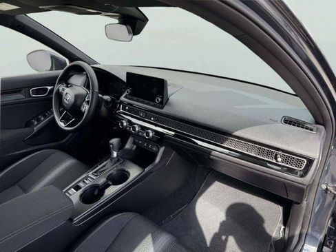 Used 2026 Honda Civic Sport image 43