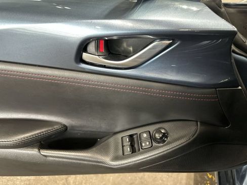 Used 2016 MAZDA MX-5 Miata Grand Touring RWD image 19