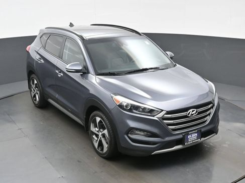 Used 2017 Hyundai Tucson Limited w/ Limited Ultimate Package 03 FWD image 42