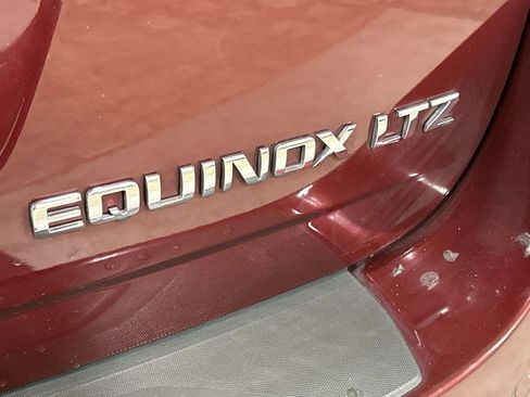 Used 2016 Chevrolet Equinox LTZ w/ Enhanced Convenience Package image 26