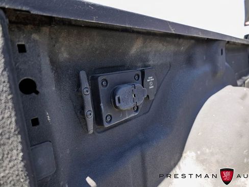 Used 2024 RAM 3500 Laramie AWD/4WD image 43