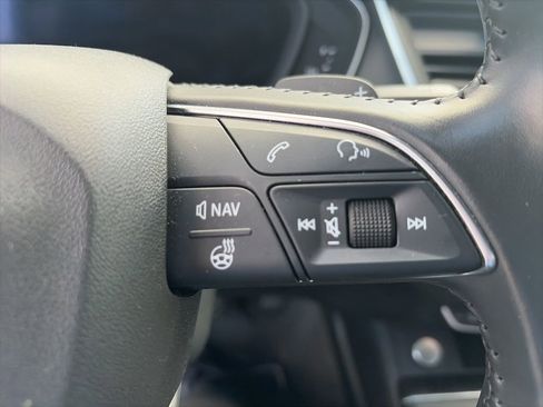 Used 2018 Audi Q5 2.0T Premium Plus AWD/4WD image 17