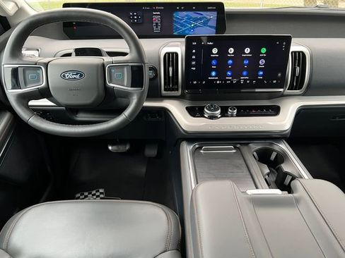 Certified 2025 Ford Expedition Max Active image 4