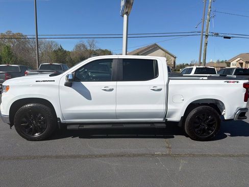 Used 2023 Chevrolet Silverado 1500 LT AWD/4WD image 21