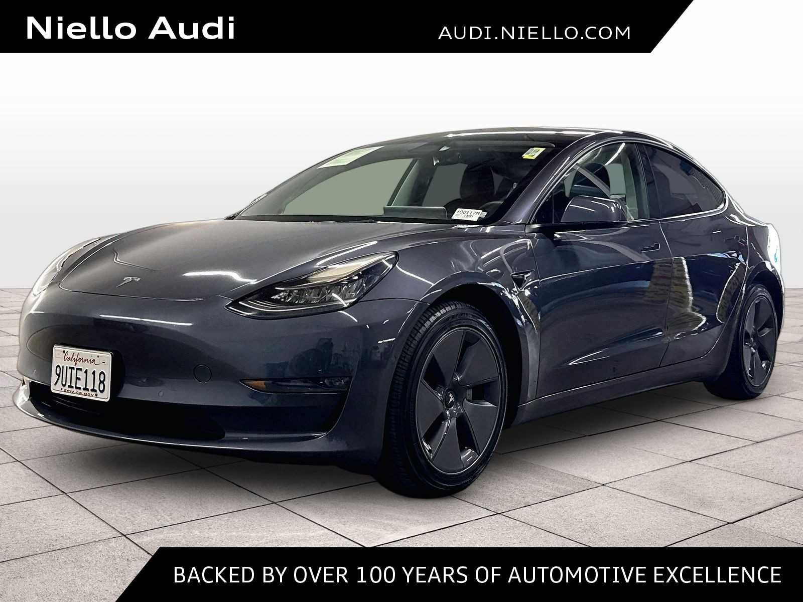Used 2022 Tesla Model 3 Long Range AWD/4WD image 1