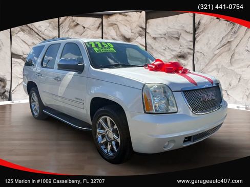 Used 2010 GMC Yukon Denali image 1