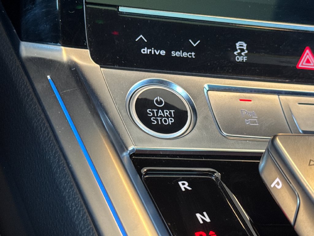 Used 2024 Audi Q8 e-tron Prestige w/ Prestige Package AWD/4WD image 29