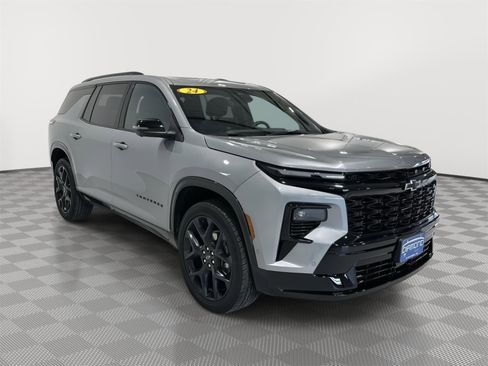 Used 2024 Chevrolet Traverse RS AWD/4WD image 7