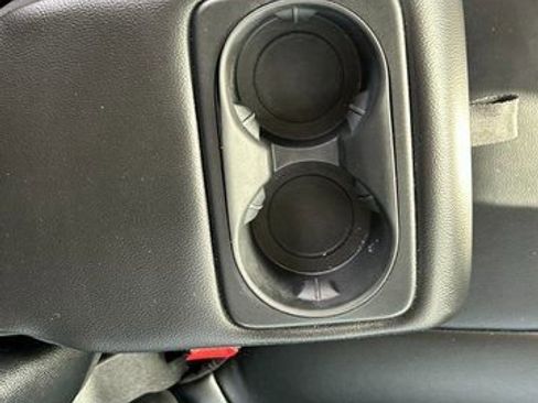 Used 2023 Ford Edge SEL image 33