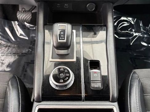 Used 2023 Mitsubishi Outlander SE AWD/4WD image 41