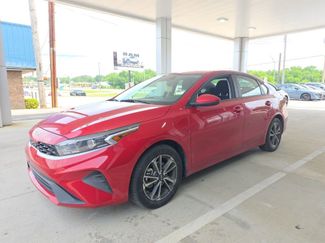 Used 2023 Kia Forte LXS FWD video 1