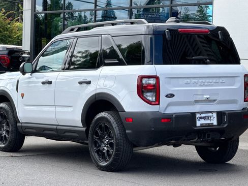 Used 2025 Ford Bronco Sport Badlands AWD/4WD image 6