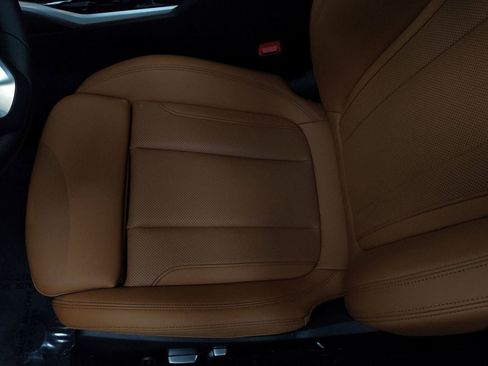 Certified 2023 BMW 330i xDrive Sedan w/ Premium Package image 13