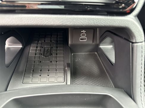 New 2025 Ford Ranger Raptor image 34