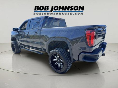 Used 2023 GMC Sierra 1500 AT4 w/ Technology Package AWD/4WD image 5
