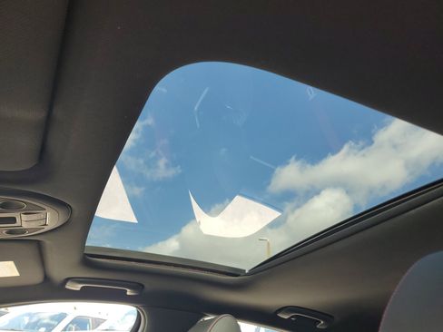 Used 2023 Genesis G70 2.0T w/ Sport Prestige Package image 11