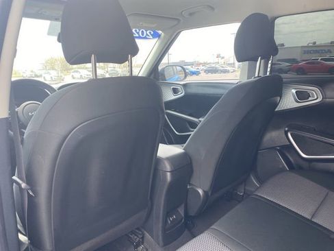 Used 2023 Kia Soul S image 15