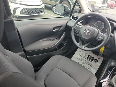 Used 2022 Toyota Corolla LE image 22
