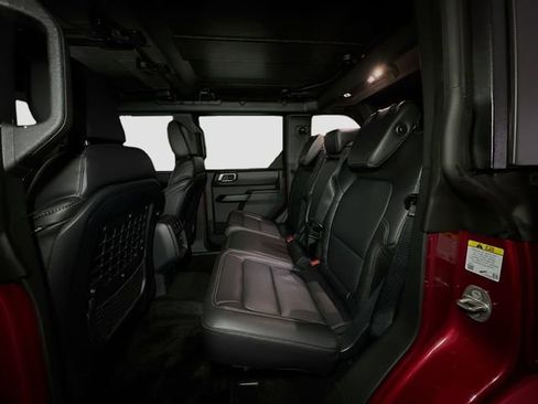 New 2025 Ford Bronco Badlands image 25