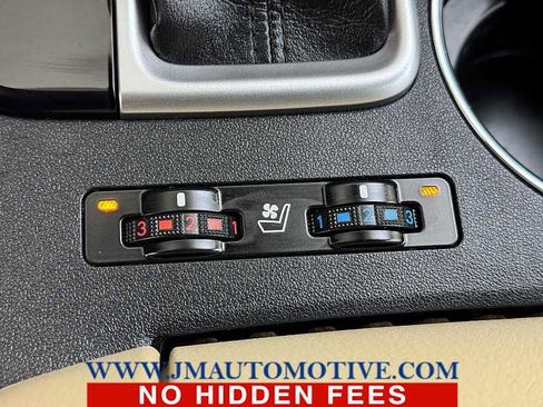 Used 2017 Toyota Highlander Limited image 41