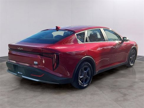 Certified 2025 Kia K4 LXS image 4