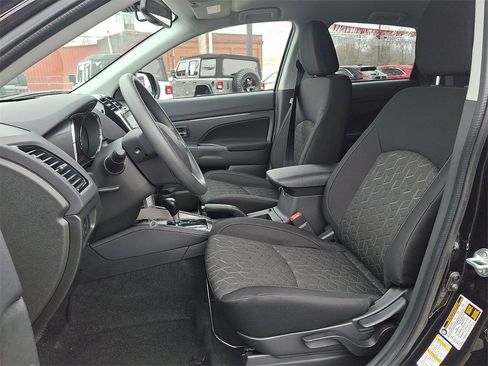 New 2026 Mitsubishi Outlander Sport ES image 7