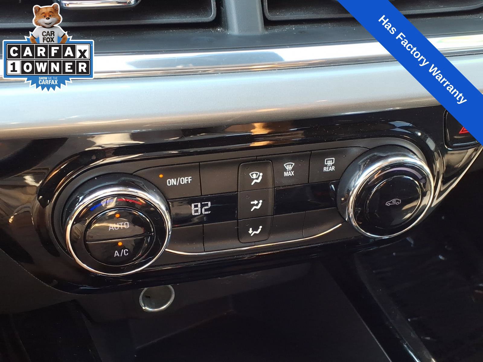 Used 2025 Chevrolet Trax LT FWD image 19