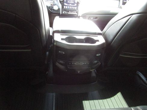 Used 2019 RAM 1500 Limited AWD/4WD image 16