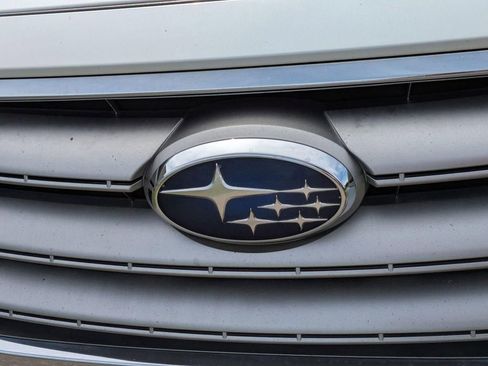 Used 2017 Subaru Legacy 3.6R Limited AWD/4WD image 9