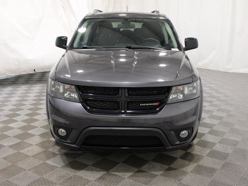 Used 2019 Dodge Journey SE w/ Blacktop Package FWD image 32