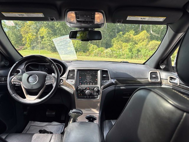 Used 2015 Jeep Grand Cherokee Overland RWD image 12