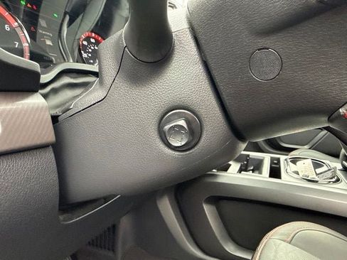 Used 2023 Nissan Titan PRO-4X w/ Pro-4x Convenience Package AWD/4WD image 30