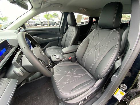 New 2024 Ford Mustang Mach-E Select image 14