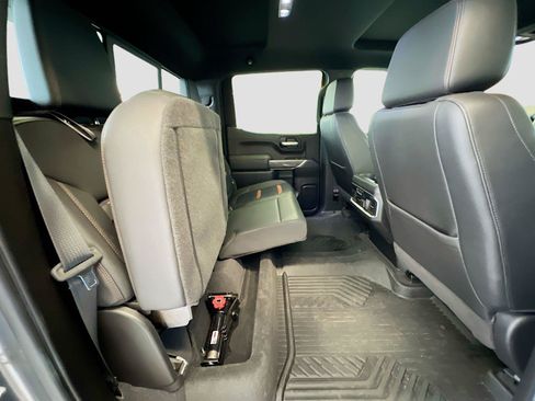Used 2021 GMC Sierra 1500 AT4 w/ AT4 Premium Package AWD/4WD image 27