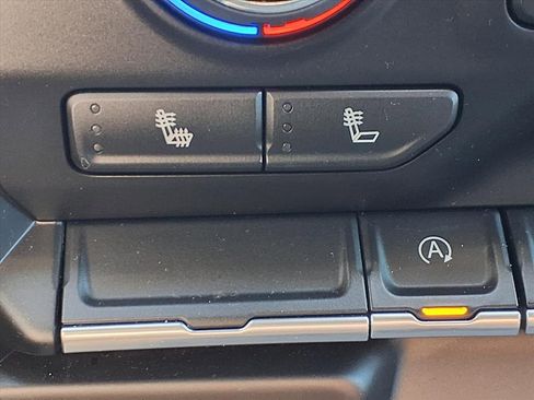 Used 2021 Chevrolet Silverado 1500 RST w/ Z71 Off-Road Package image 6