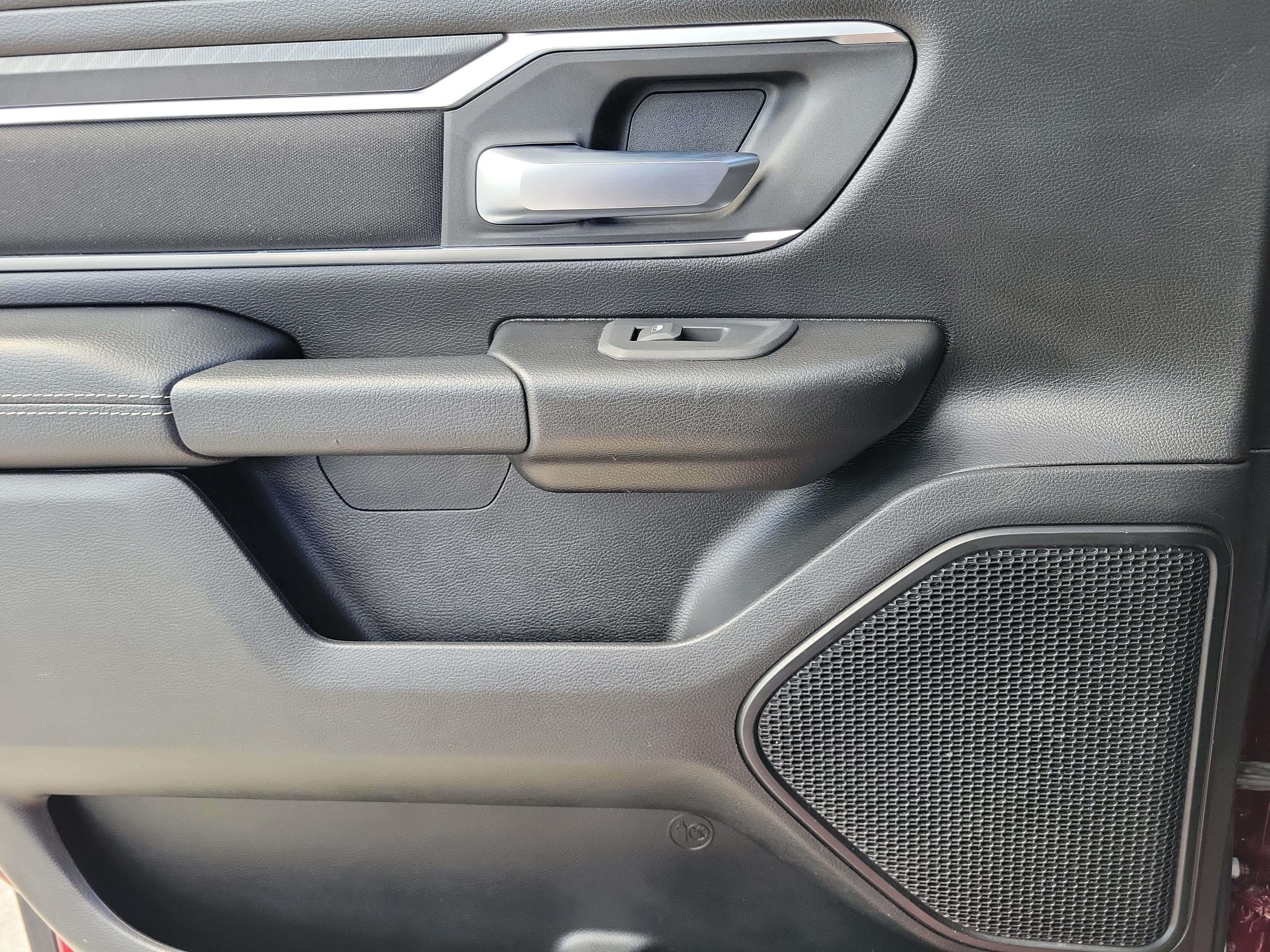 Used 2025 RAM 1500 Big Horn RWD image 13