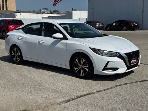 Used 2022 Nissan Sentra SV FWD image 1