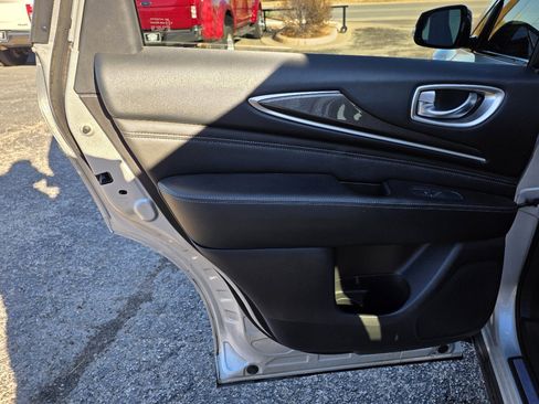 Used 2019 INFINITI QX60 Luxe image 12