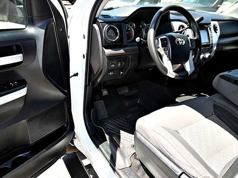 Used 2016 Toyota Tundra SR5 RWD image 18