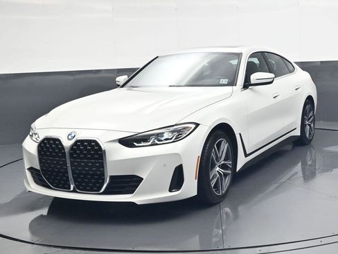 Used 2023 BMW 430i Gran Coupe xDrive w/ M Sport Package AWD/4WD image 8
