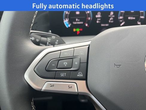 New 2026 Volkswagen Tiguan SE image 9